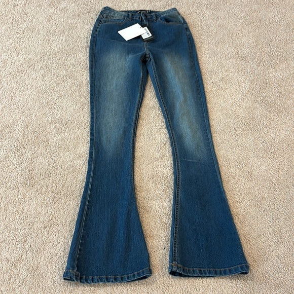 NWT Pretty Little Things Shape Vintage Skinny Flare Stretch jeans Size 8 Cotton - Picture 8 of 13